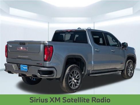 Used 2021 GMC Sierra 1500 AT4 w/ AT4 Value Package AWD/4WD image 6