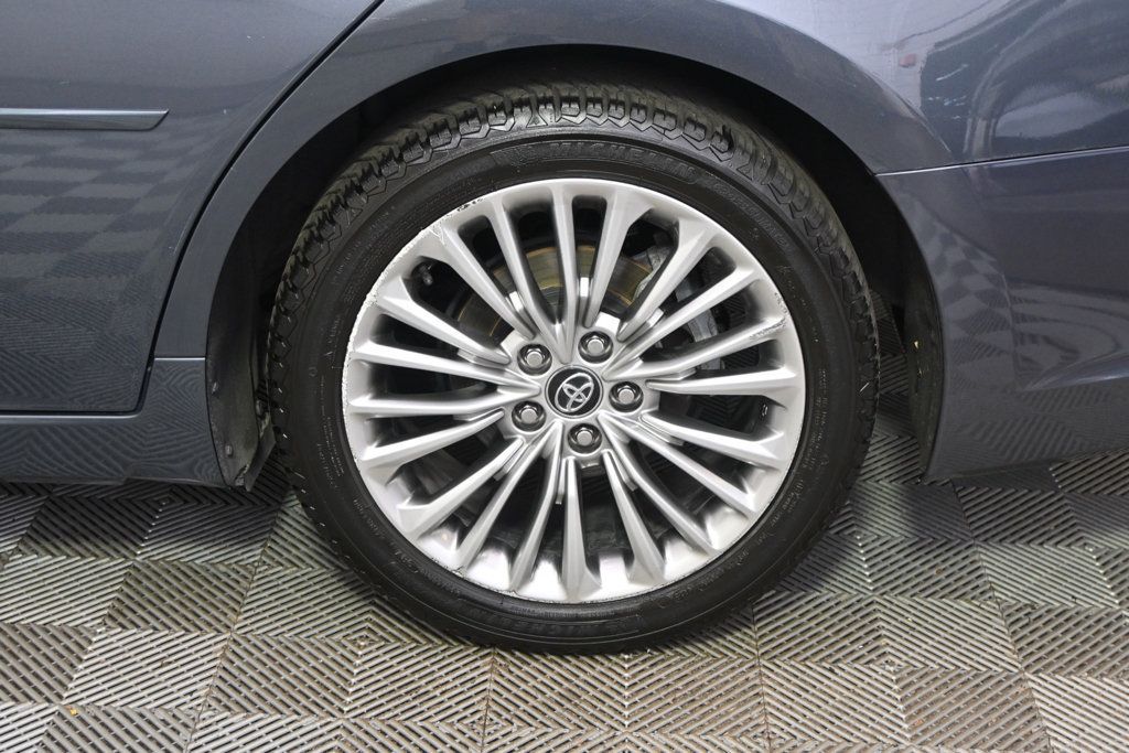 Used 2020 Toyota Avalon Limited w/ Advanced Safety Package FWD image 20