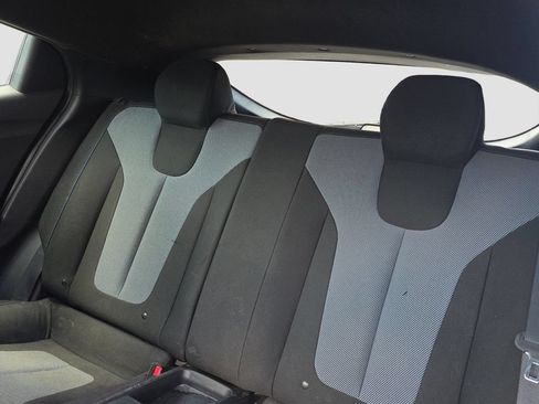 Used 2019 Hyundai Veloster 2.0 FWD image 11