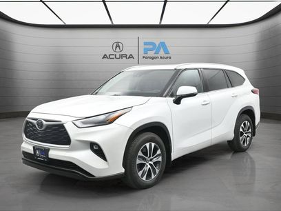 Used 2022 Toyota Highlander XLE