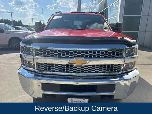 Used 2019 Chevrolet Silverado 2500 W/T w/ WT Convenience Package AWD/4WD image 2