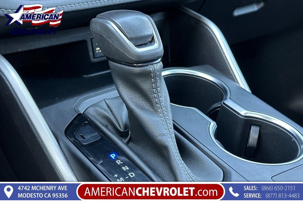 Used 2023 Toyota Highlander XLE AWD/4WD image 30