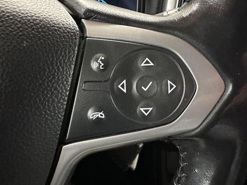 Used 2020 Chevrolet Colorado LT image 46