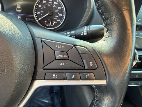 Used 2022 Nissan Sentra SV image 23