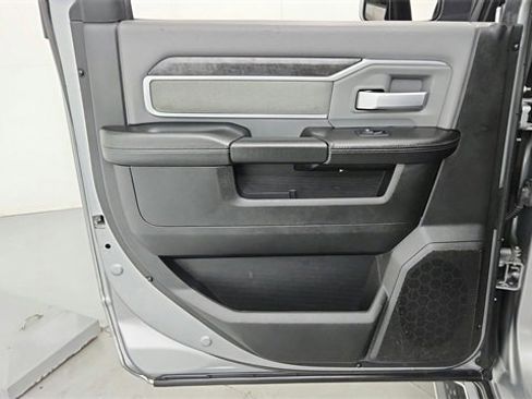 Used 2022 RAM 2500 Big Horn w/ Level A Equipment Group image 17