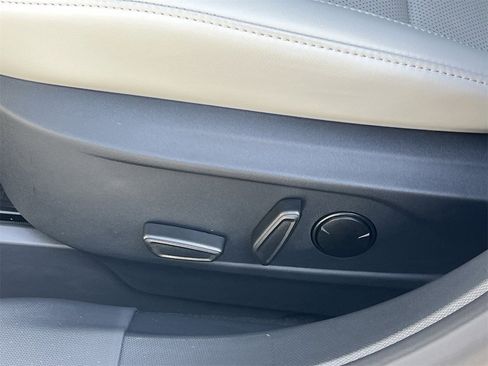 New 2026 Ford Mustang Mach-E Premium image 18