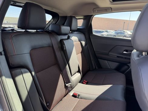 Used 2025 Nissan Kicks SR w/ SR Premium Package image 37