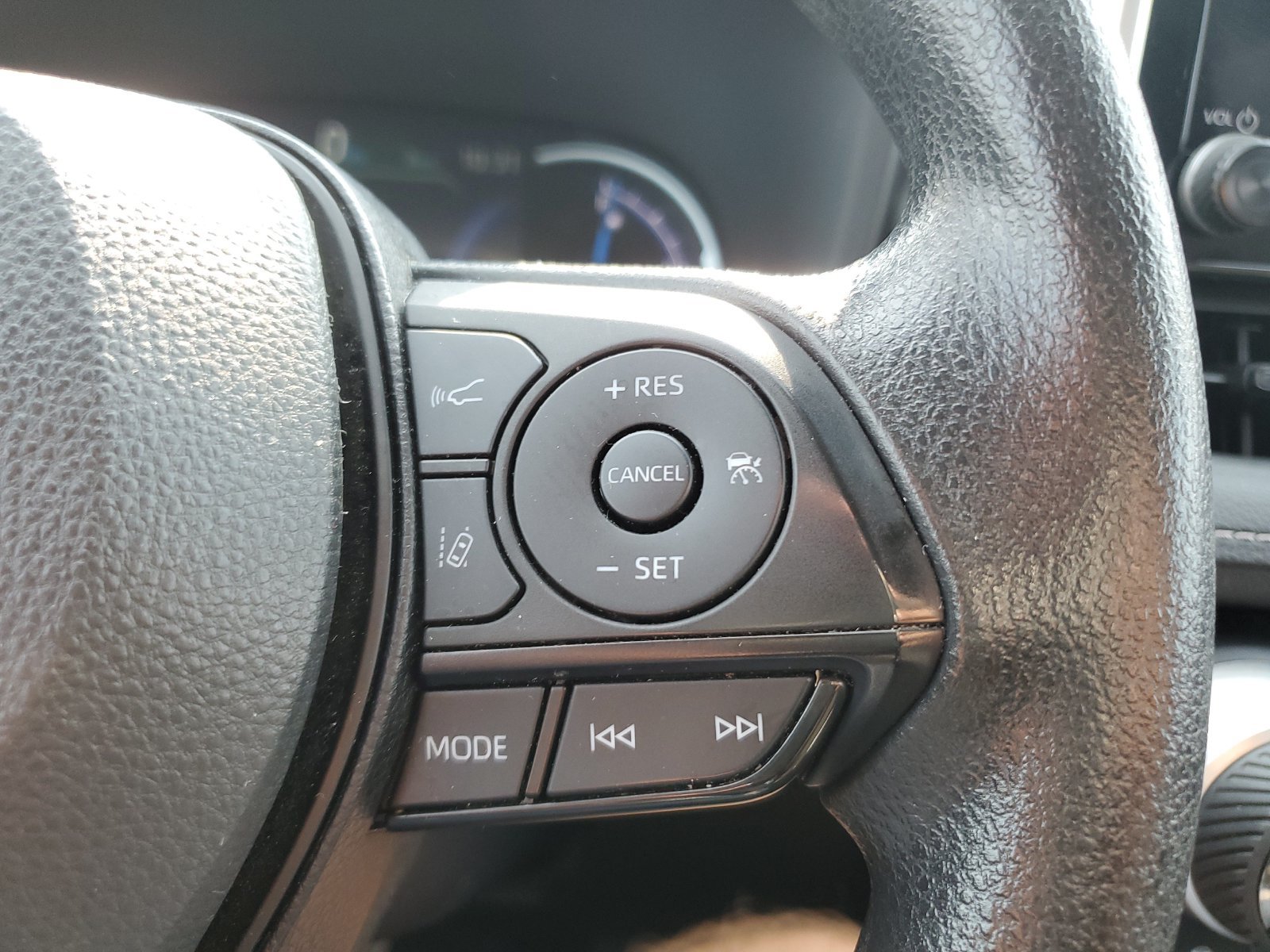 Certified 2024 Toyota RAV4 XLE AWD/4WD image 23