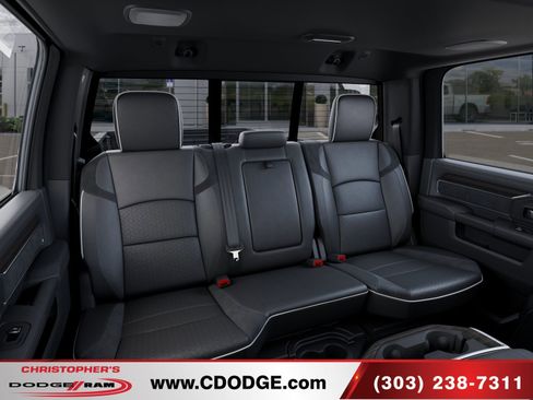 New 2026 RAM 2500 Laramie AWD/4WD image 15