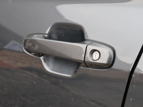 Used 2023 Subaru Forester Premium w/ Popular Package #1 image 23