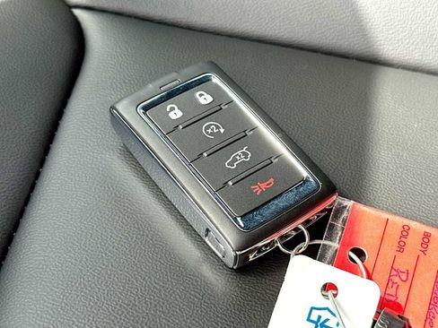 New 2026 Jeep Grand Cherokee L Limited image 29