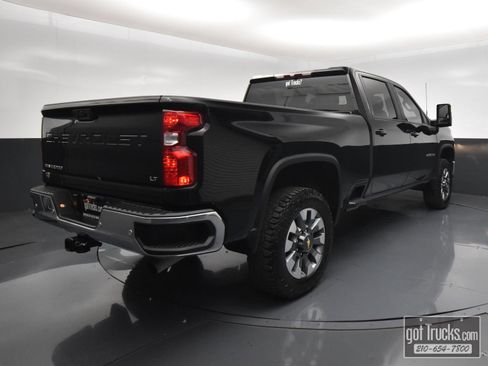 Used 2024 Chevrolet Silverado 2500 LT AWD/4WD image 50