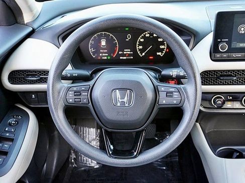 Used 2025 Honda HR-V LX image 19