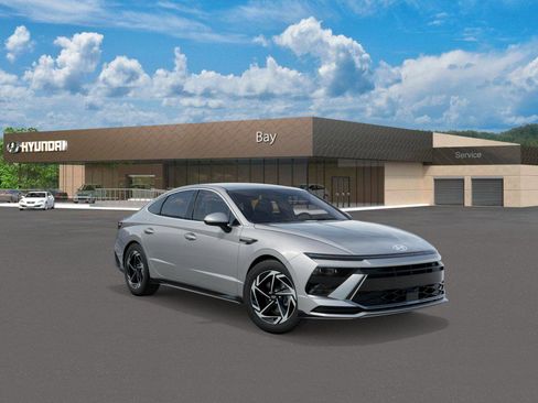 New 2026 Hyundai Sonata SEL image 2
