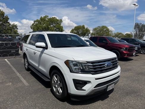 Used 2019 Ford Expedition XLT w/ Equipment Group 202A image 2