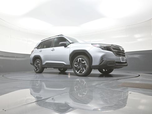 New 2026 Subaru Forester Limited AWD/4WD image 9