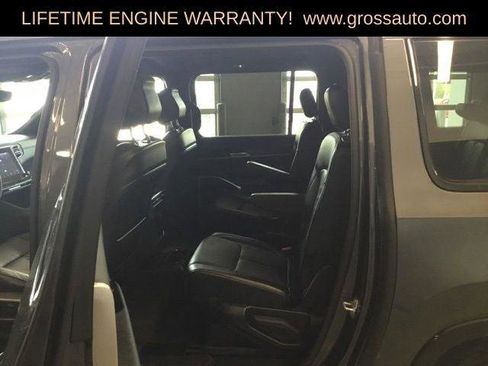 Certified 2024 Jeep Wagoneer L Series II AWD/4WD image 22