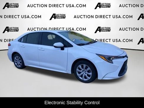 Used 2024 Toyota Corolla LE FWD image 6