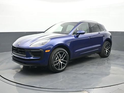 New 2026 Porsche Macan AWD/4WD image 1