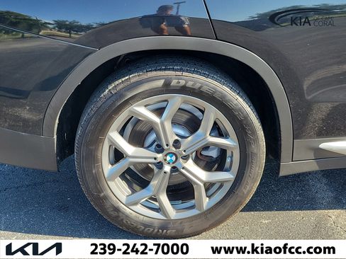 Used 2022 BMW X3 xDrive30i w/ Convenience Package AWD/4WD image 9