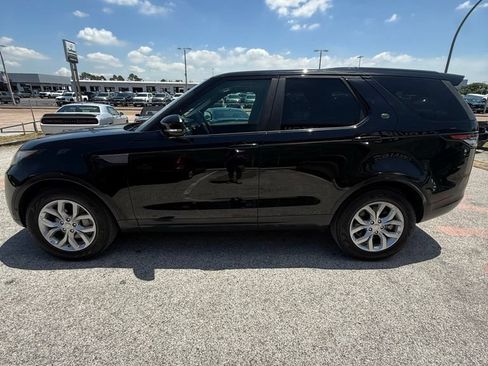 Used 2019 Land Rover Discovery SE AWD/4WD image 3