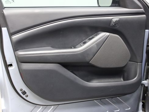 Used 2022 Ford Mustang Mach-E Select w/ Comfort/Technology Package image 17