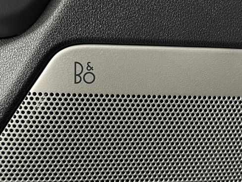 Used 2024 Ford F250 Lariat w/ Sport Appearance Package image 17