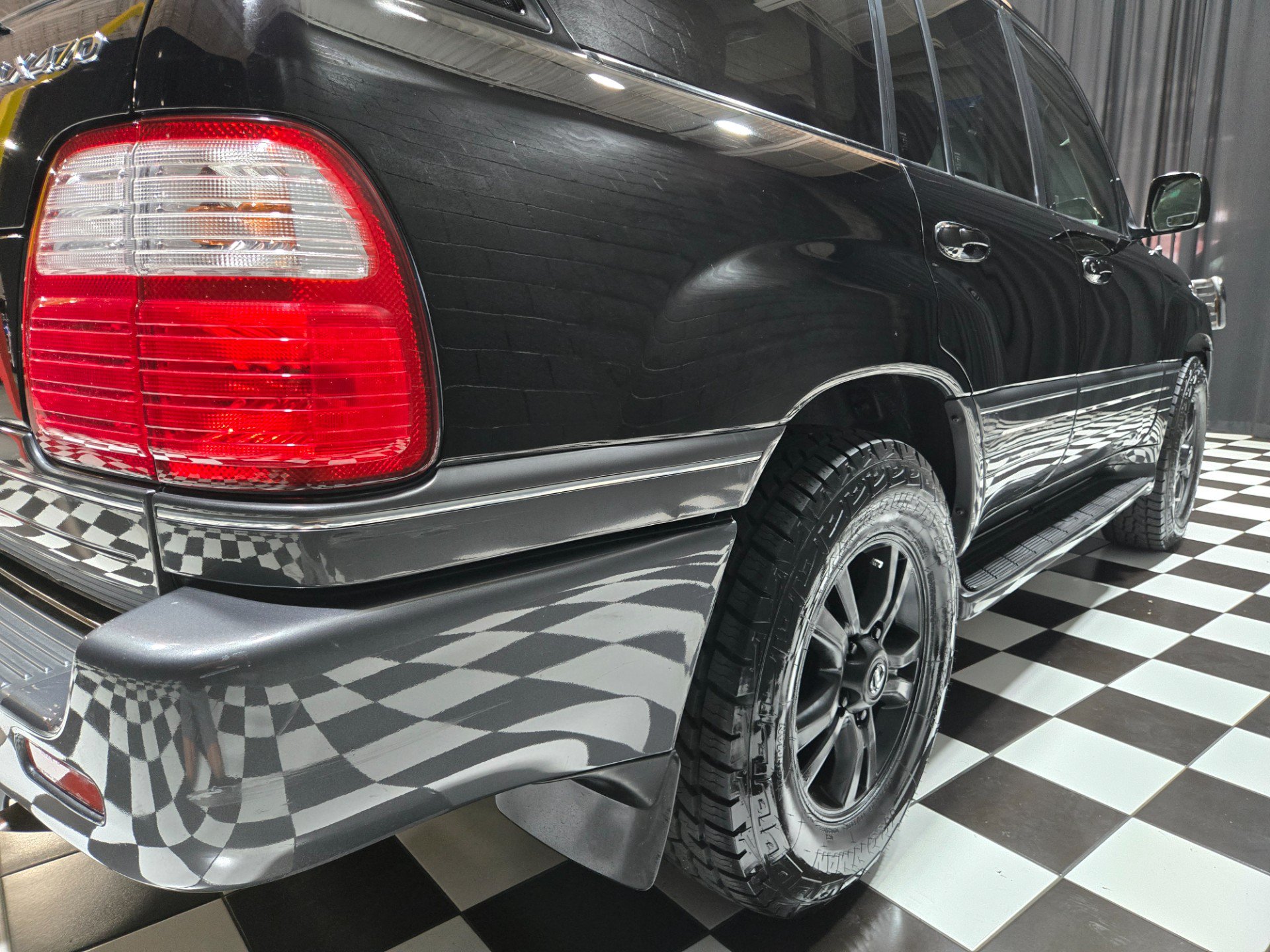Used 2004 Lexus LX 470 4WD image 47
