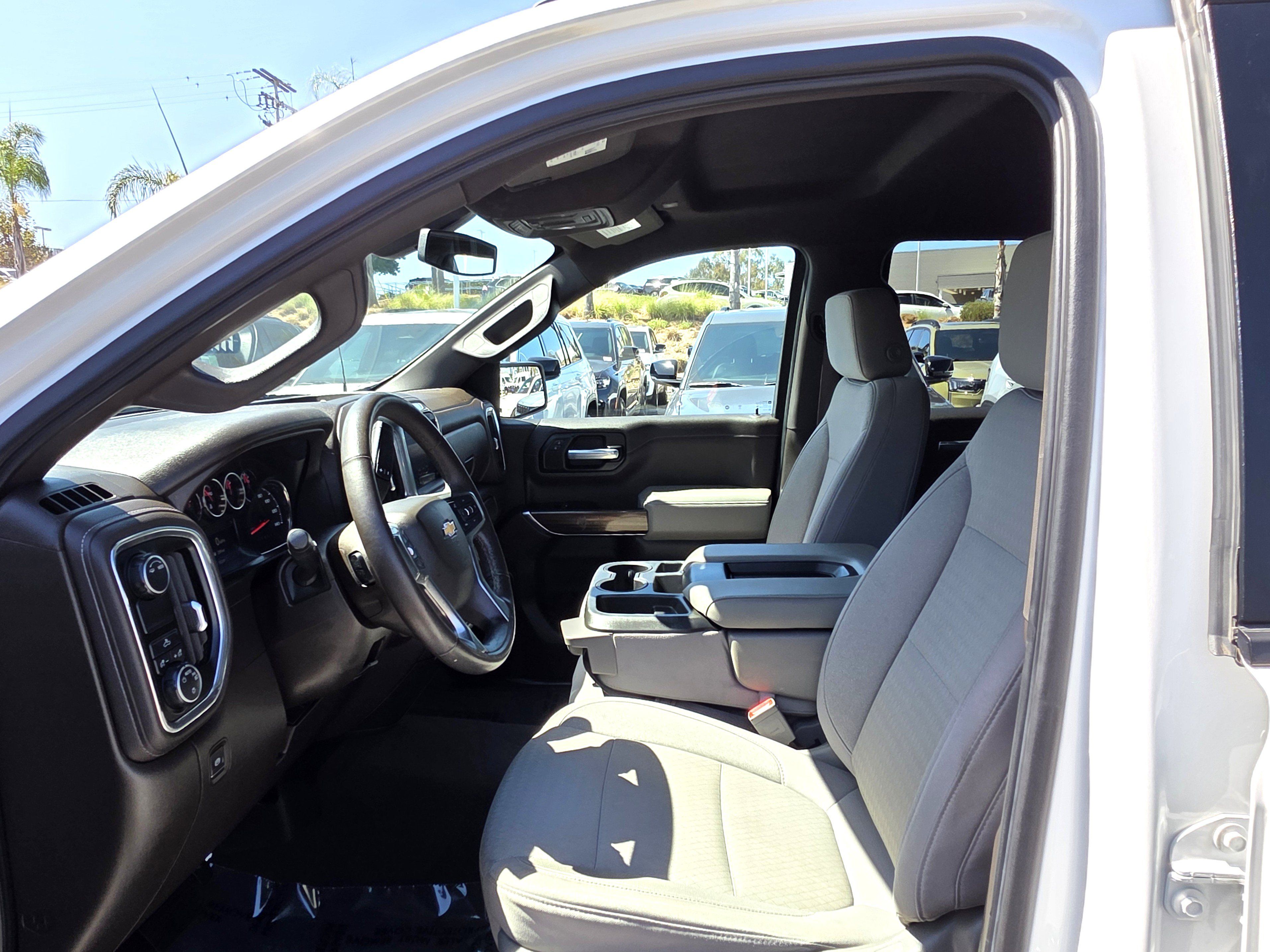Used 2021 Chevrolet Silverado 1500 LT w/ Convenience Package II RWD image 11