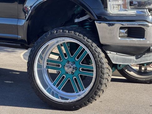 Used 2018 Ford F150 Lariat w/ Equipment Group 502A Luxury image 2