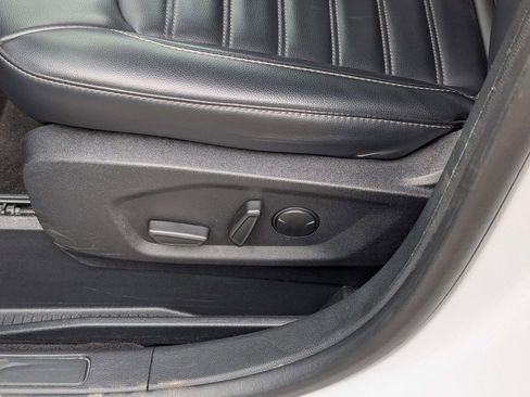 Used 2024 Ford Edge SEL AWD/4WD image 13