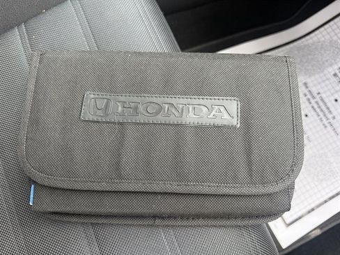 Used 2017 Honda CR-V EX image 40