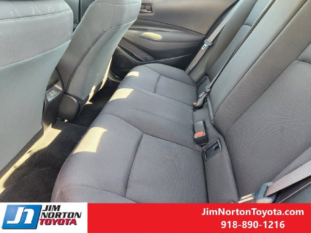 Used 2025 Toyota Corolla LE FWD image 29