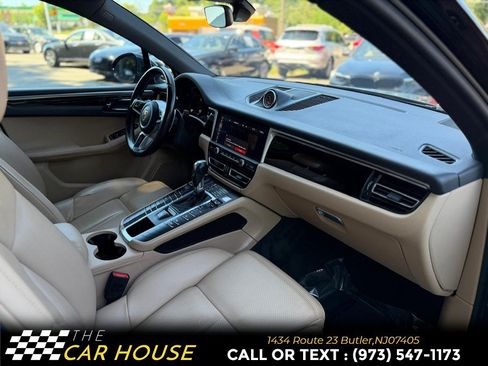 Used 2020 Porsche Macan AWD/4WD image 20