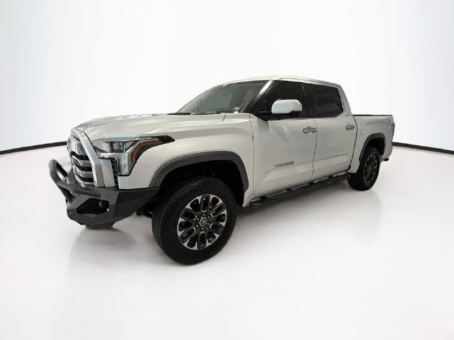 Used 2024 Toyota Tundra Limited AWD/4WD image 3