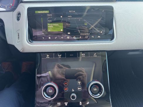 Used 2018 Land Rover Range Rover Velar S AWD/4WD image 18