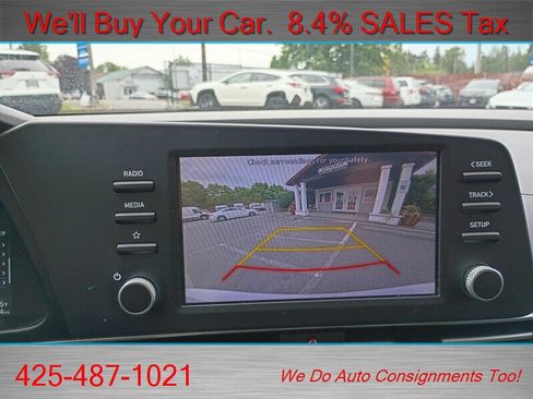 Used 2022 Hyundai Elantra SE FWD image 22