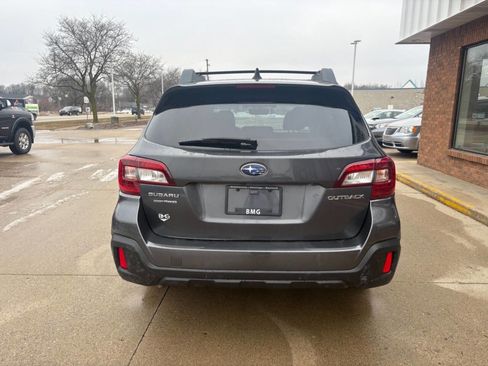 Used 2019 Subaru Outback 2.5i Limited image 6