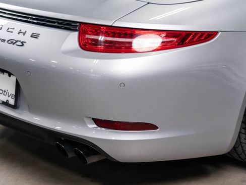 Used 2015 Porsche 911 Carrera GTS RWD image 35