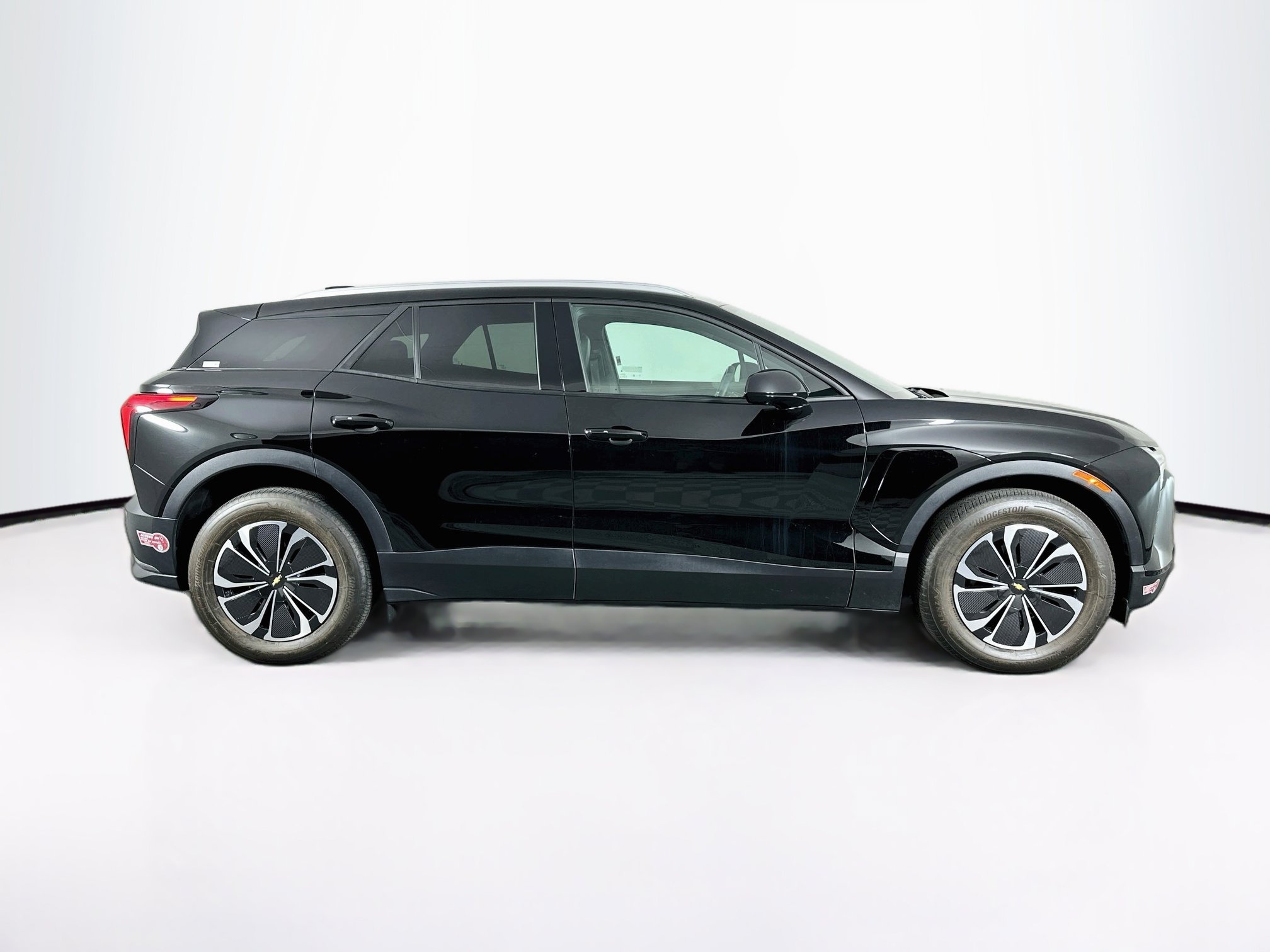 Used 2024 Chevrolet Blazer EV LT AWD/4WD image 10
