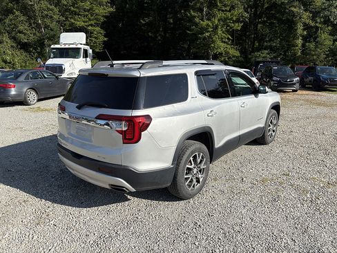 Used 2020 GMC Acadia SLE w/ Driver Convenience Package AWD/4WD image 3