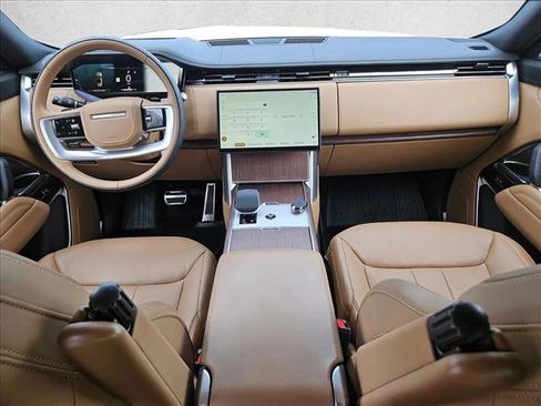 Used 2024 Land Rover Range Rover SE AWD/4WD image 18