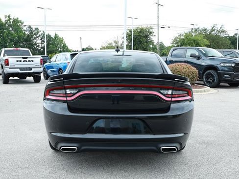 Used 2023 Dodge Charger SXT w/ Blacktop Package RWD image 7