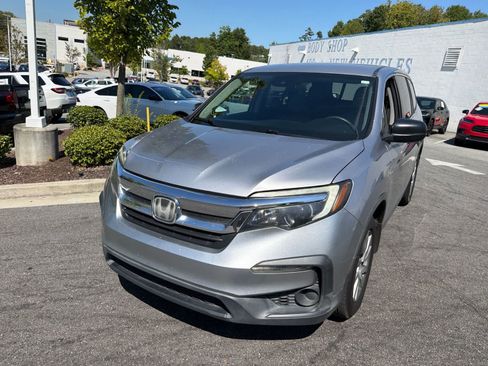 Used 2019 Honda Pilot LX image 4
