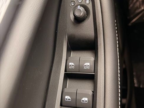 New 2025 Jeep Grand Cherokee Laredo X image 7