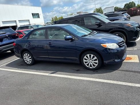 Used 2013 Toyota Corolla LE FWD image 4