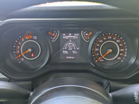 Used 2025 Jeep Wrangler Sport AWD/4WD image 44