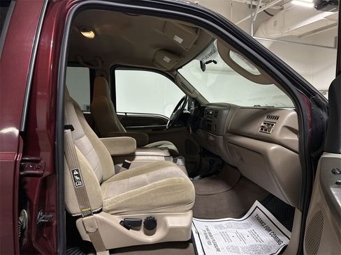 Used 2004 Ford F250 XL image 20