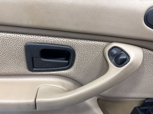 Used 1997 BMW Z3 1.9 RWD image 23