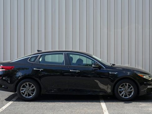 Used 2020 Kia Optima LX FWD image 43